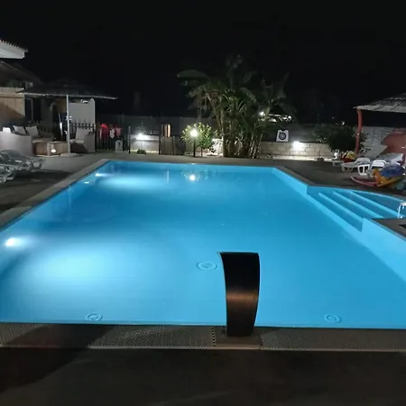 Luana Apartment